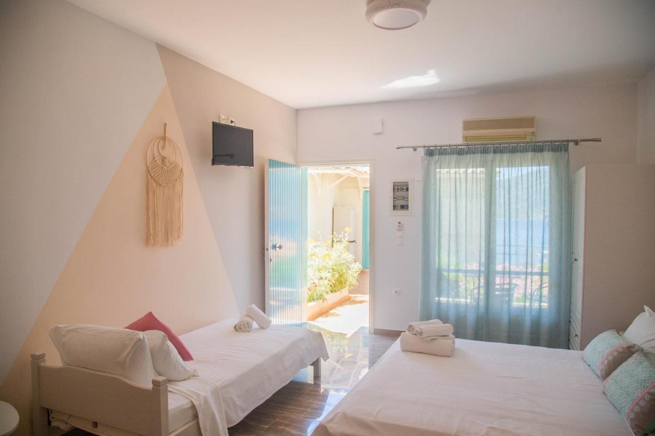 Theodora Rooms Poros Town Ngoại thất bức ảnh